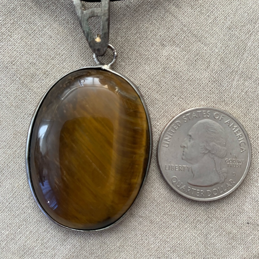 Vintage Tigers Eye Oval Cabochon Pendant Necklace - Picture 2 of 8